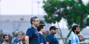 جلسة بين معتمد جمال ولاعبي الزمالك قبل مواجهة بتروجت الليلة