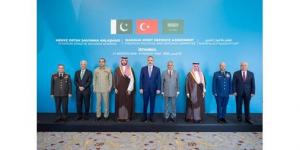 وزير الدفاع السعودي في الاجتماع الإستراتيجي الأول لـ«اتفاقية مكة»: نواصل تفعيل التكامل الدفاعي بما يدعم الأمن والاستقرار الإقليمي