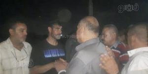 وداع مؤثر، انهيار كابتن محمد صبحي في جنازة والدته في التل الكبير (صور)
