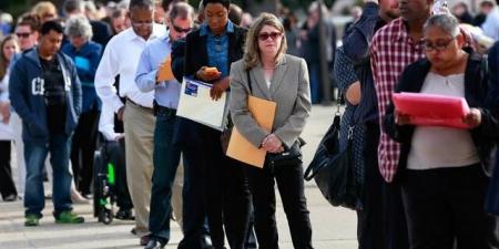 طلبات إعانة البطالة الأمريكية تفوق التوقعات