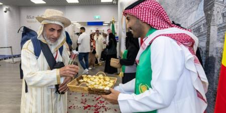وصول أولى رحلات مستفيدي مبادرة «طريق مكة» من المغرب إلى المدينة المنورة