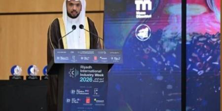 وزارة الصناعة تستعرض مستهدفات التحول الصناعي ومنجزات القطاع