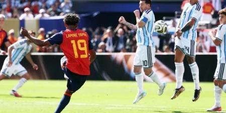 المنتخب الإسباني يتوج بلقب كأس العالم للمرة الثانية في تاريخه "على حساب الأرجنتين"