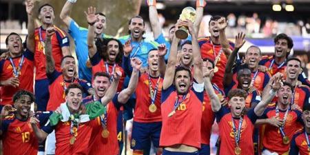 مفاجأة حراسة المرمى، فيفا يعلن التشكيل المثالي لـ كأس العالم بتصويت الجماهير