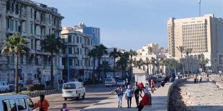 شبورة كثيفة وأمواج مرتفعة ورطوبة، الظواهر الجوية المتوقعة اليوم الأربعاء