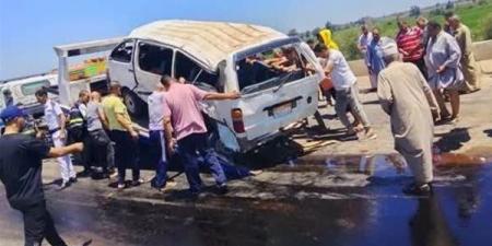أسفر عن 10 إصابات، اللقطات الأولى لحادث تصادم مروع بطريق كفر الشيخ (فيديو)