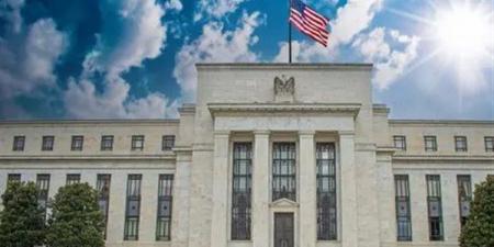 أخبار الاقتصاد اليوم: تراجع أسعار الذهب، ارتفاع الدولار في البنك المركزي، الفيدرالي الأمريكي يثبت سعر الفائدة