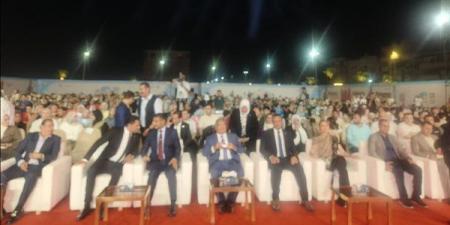 حنين الشاطر تشعل ختام فعاليات مهرجان مصيف جمصة 2026 (فيديو وصور)
