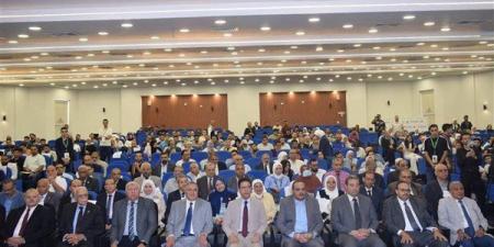 رئيس جامعة بنها يشهد ختام المدرسة الصيفية للروبوتات بهندسة شبرا