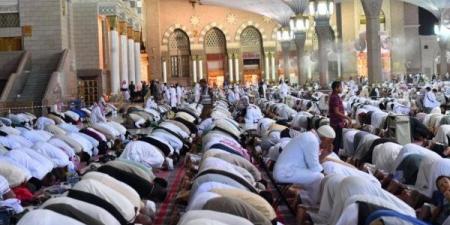 موعد أذان العشاء اليوم الأحد 9 - 8 - 2026 في القاهرة والمحافظات