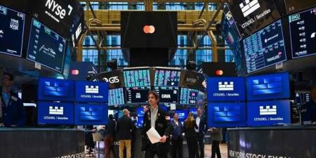 ارتفاع العقود الآجلة للأسهم الأمريكية وسط ترقب هرمز والتضخم