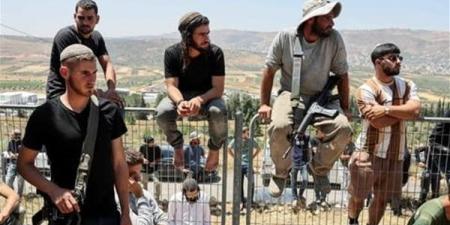مواجهات بين فلسطينيين ومستوطنين هاجموا منازل في رام الله