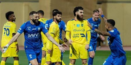 نيفيز يقود التشكيل المثالي للجولة الأولى من الدوري السعودي