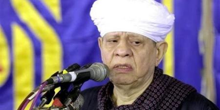 استقبال حافل لـ ياسين التهامي في مهرجان القلعة والشيخ يفاجئ جمهوره بقراءة الفاتحة (فيديو)