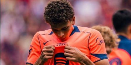 حمزة عبد الكريم ولامين يامال يقودان تشكيل برشلونة أمام الأهلي في كأس خوان جامبر