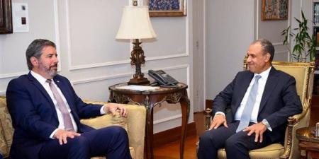 وزير الخارجية يبحث مع مايكل ريجاس سبل تعزيز العلاقات المصرية الأمريكية ومستجدات الأوضاع الإقليمية