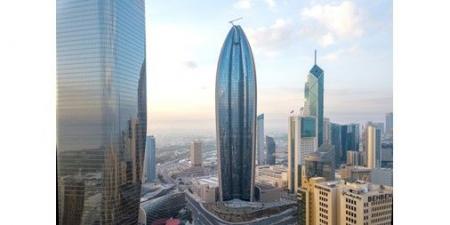 «الوطني» يحصد 13 جائزة عالمية.. تقديراً لتميزه في تنمية رأس المال البشري