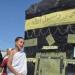 أطفال غزة يؤدون مناسك الحج بشكل رمزي داخل مركز إيواء