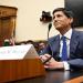 وارش يدعو لتغيير السياسة النقدية ويؤكد التزام الفيدرالي بخفض التضخم