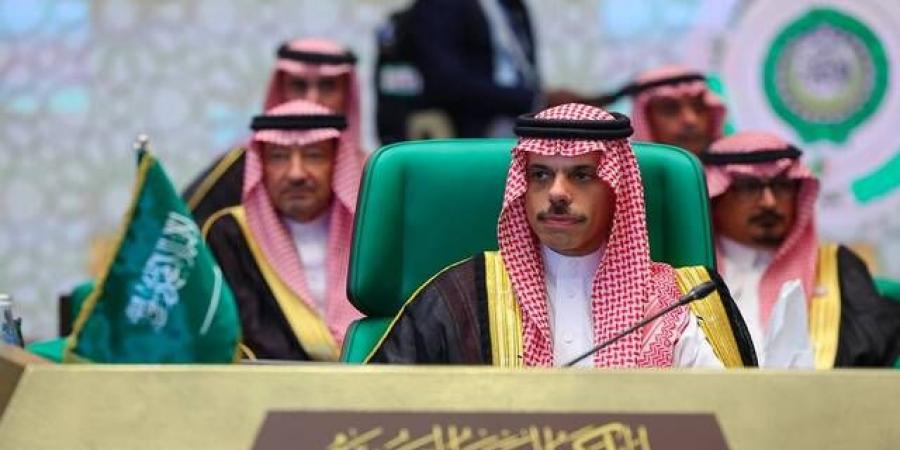 السعودية
      تشارك
      في
      الاجتماع
      السنوي
      للمنتدى
      الاقتصادي
      العالمي
      بوفد
      رفيع
      المستوى