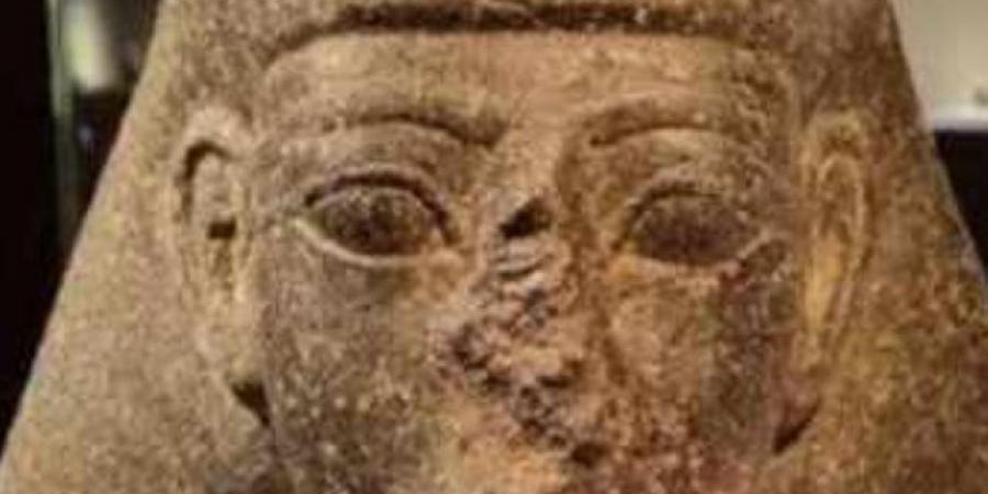 الشرطة الإسبانية تضبط تاجر آثار بحوزته منحوتة مصرية مسروقة
