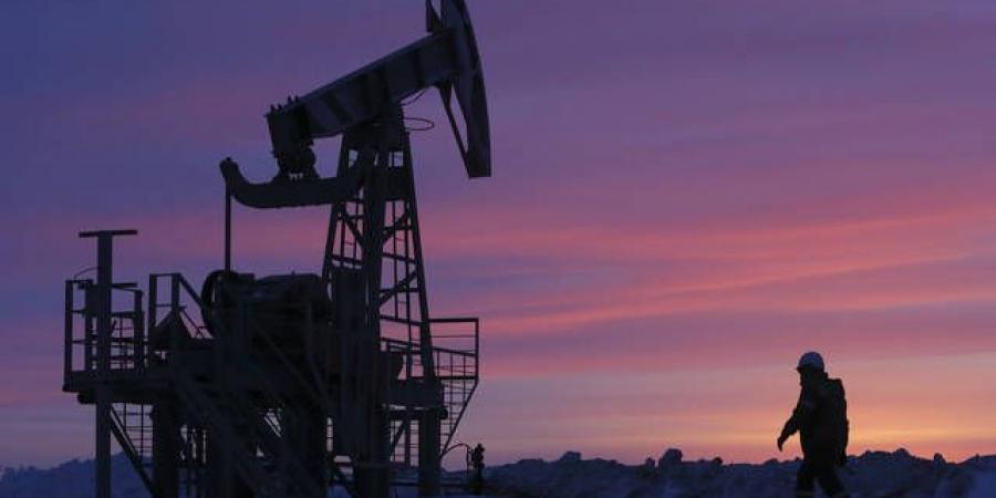 استقرار
      أسعار
      النفط
      مع
      ترقب
      بيانات
      المخزونات
      الأمريكية