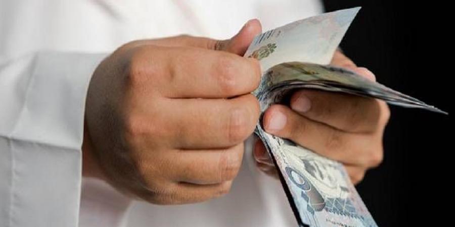 استثمارات
      البنوك
      السعودية
      بالسندات
      الحكومية
      ترتفع
      16.6
      مليار
      ريال
      خلال
      5
      أشهر