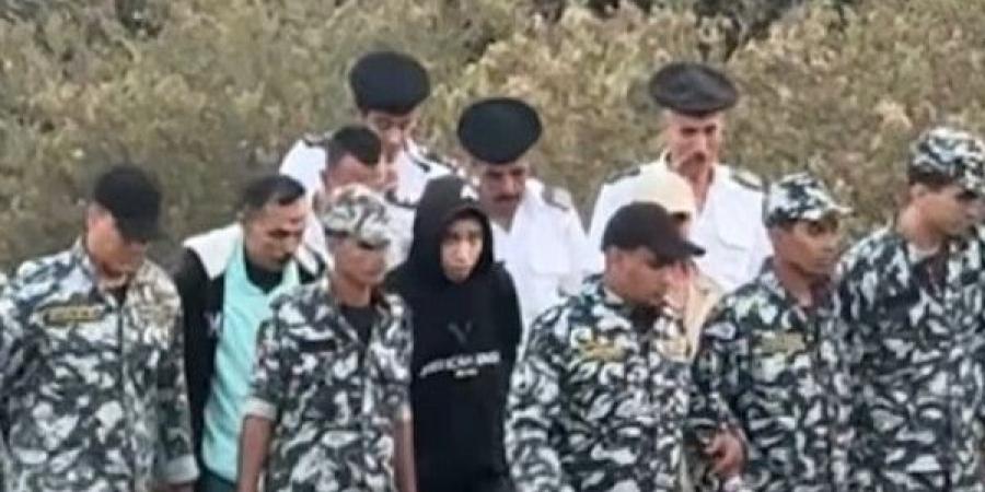 جريمة بشعة في مصر: طفل يقتل زميله ويأكل جزءًا من جثّته