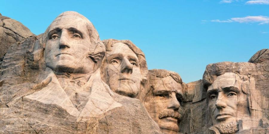 كلوب يختار أفضل 4 مدربين في قمة جبل «راشمور»