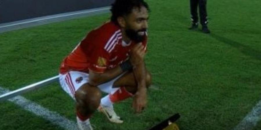 حسين الشحات يرتدى شارة كابتن الأهلى الليلة لأول مرة فى تاريخه