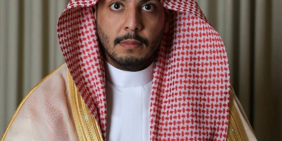 التبني ورعاية الأيتام في السعودية.. بين التحريم الشرعي والتنظيم القانوني