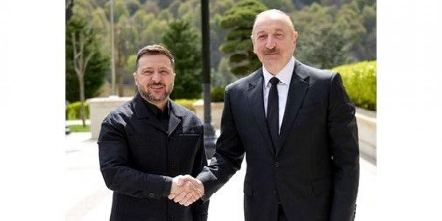 الرئيس الأوكراني يقترح عقد مفاوضات مع روسيا في أذربيجان في المستقبل القريب