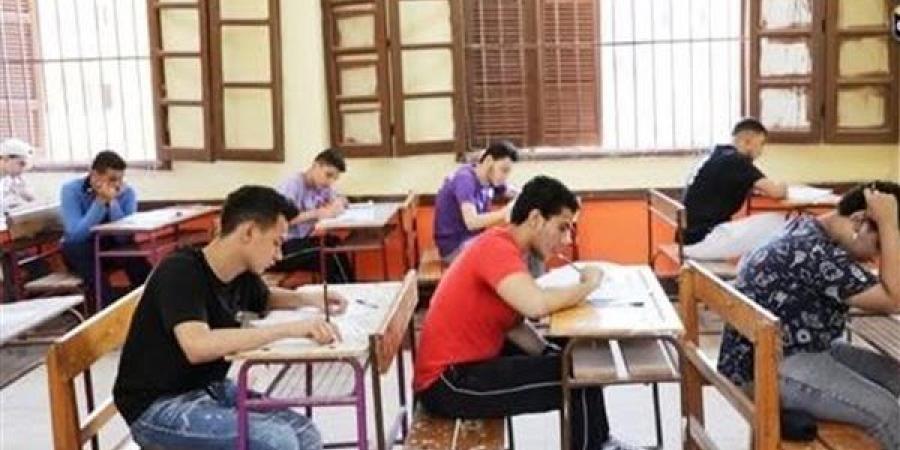 جدول امتحانات الثانوية العامة 2026 أدبي، المواعيد الرسمية كاملة للمواد الأساسية