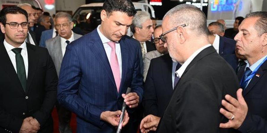 وزير الصناعة: قطاع السيارات أولوية في استراتيجية 2030