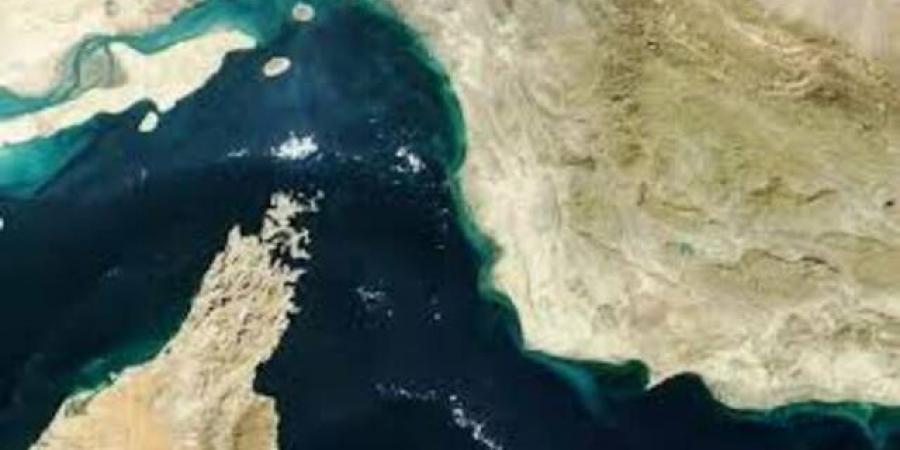 ازدياد حركة السفن عبر هرمز وعودة ناقلات الغاز القطرية