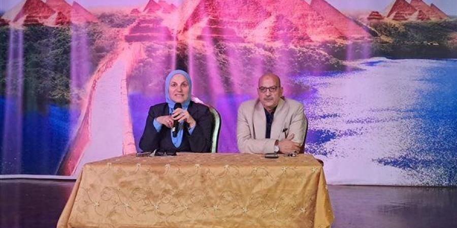 امتحانات الثانوية العامة، تعليم القاهرة تشدد على توزيع كراسات الأسئلة وأوراق الإجابة في التوقيت المحدد