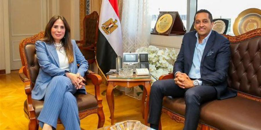 وزيرة الإسكان تبحث مع رئيس شركة "كليلة" التعاون في تصدير العقار المصري