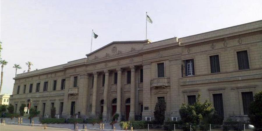 ضوابط التسجيل للفصل الدراسي الصيفي بنظام الساعات المعتمدة بحقوق القاهرة