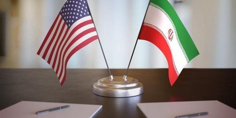أمريكا تهدد بإلغاء الإعفاءات وإعادة فرض الضغوط على إيران