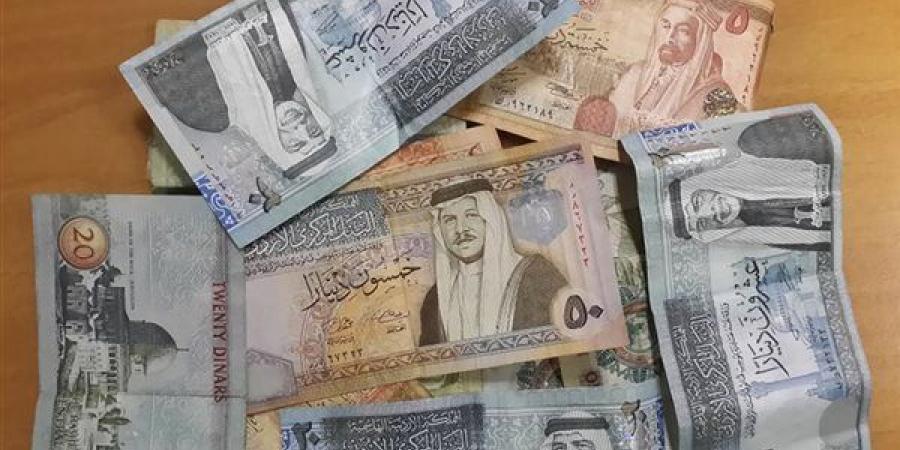 سعر الدينار الأردني مقابل الجنيه في البنوك المصرية خلال تعاملات اليوم السبت