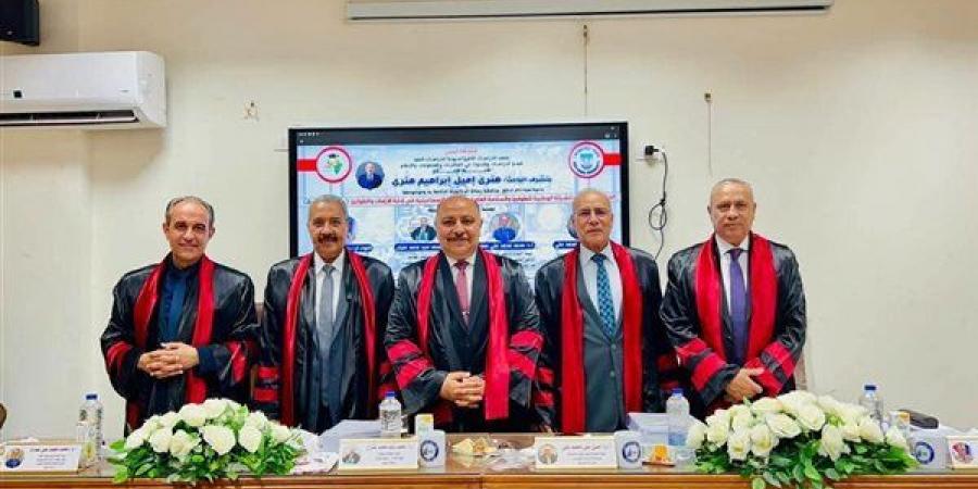 جامعة القناة تناقش أول رسالة بحثية حول دور الشبكة الوطنية للطوارئ في إدارة الأزمات