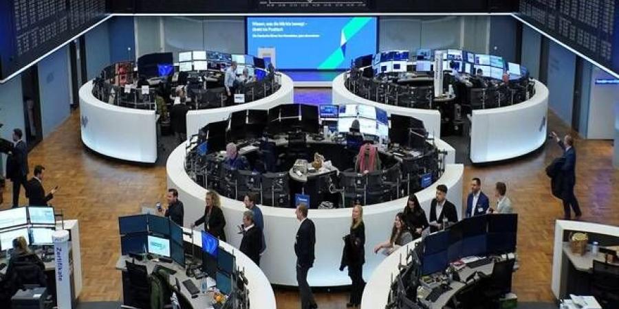 استقرار الأسهم الأوروبية قرب مستويات قياسية مع ترقب بيانات هامة