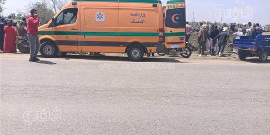إصابة سائقين في تصادم سيارتين نصف نقل بالصحراوي الشرقي بالمنيا