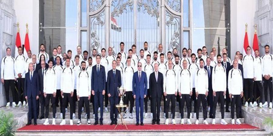 السيسي يقود مسيرة تطوير البنية الرياضية.. إنشاء مدن رياضية عالمية وإعداد أجيال قادرة على المنافسة والإبداع.. وتعزيز مكانة مصر كوجهة إقليمية ودولية لاستضافة البطولات وصناعة الأبطال