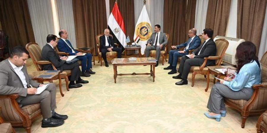 وزير الصناعة: تحويل مصر إلى مركز إقليمي للإنتاج والتصدير على رأس الأولويات