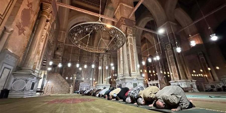 موعد أذان العشاء اليوم السبت 18- 7- 2026 في القاهرة والمحافظات