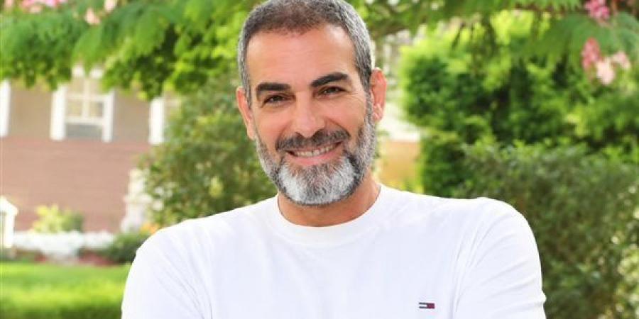 المهرجان القومي للمسرح يكرم الفنان أحمد عبد العزيز في دورته التاسعة عشرة