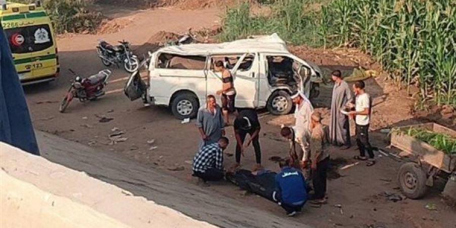 بين صراخ الركاب وسقوط الميكروباص، كواليس الدقائق الأخيرة لضحايا حادث طريق "بنها الحر"