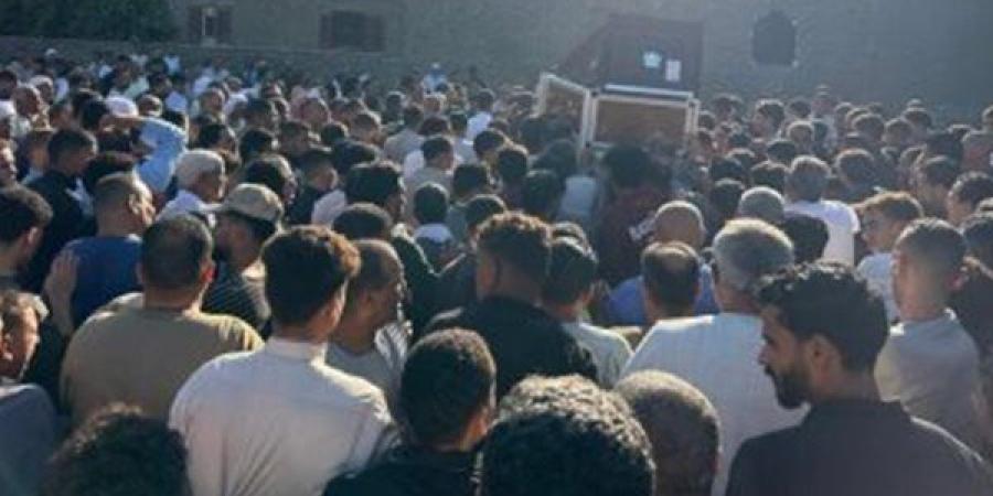 سافروا معًا وعادوا في أكفان، قصص مؤلمة لشهداء لقمة العيش الأربعة في حادث الرياض