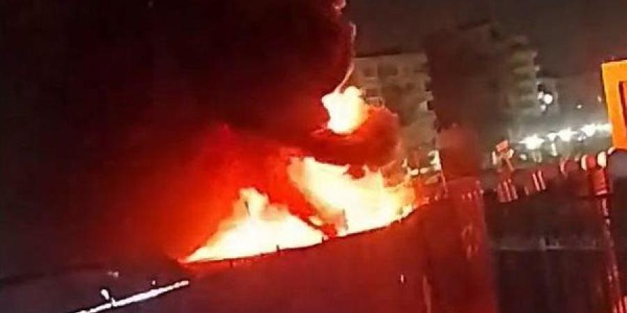 حريق هائل في مولد كهرباء بمحيط أعمال محطة مترو "نصر الثورة" بالهرم (صور)